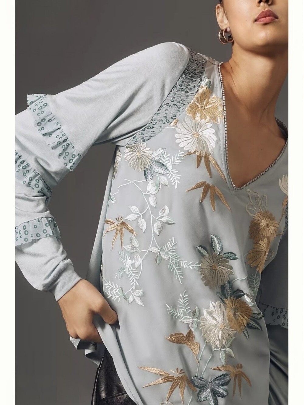 ANTHROPOLOGIE Tiny Frances Embroidered Organza V Neck Top Slate SRP $118 XS